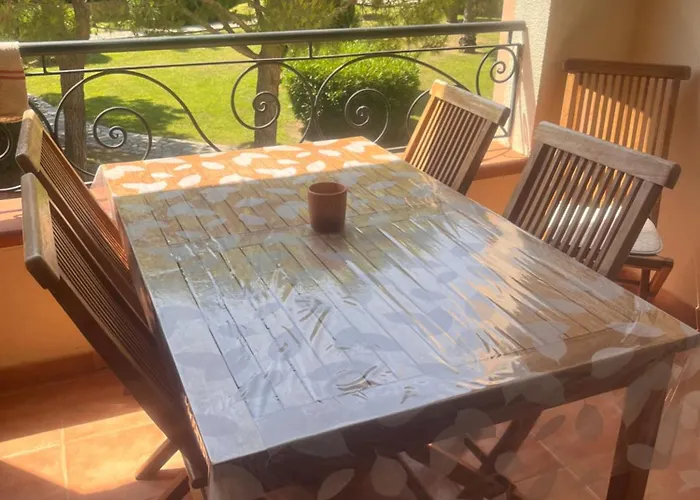 דירה Bord De En Corse Avec 2 Piscines 100 Metres De La *