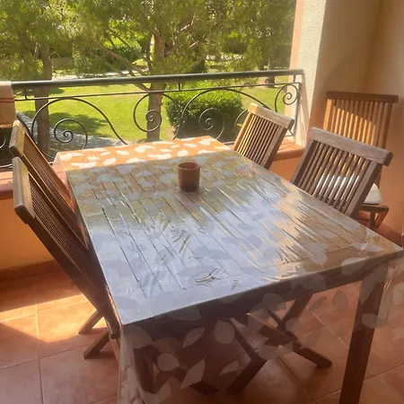 Lägenhet Bord De En Corse Avec 2 Piscines 100 Metres De La *