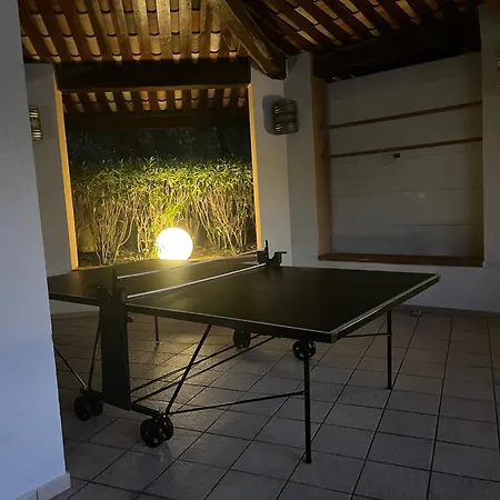 Bord De En Corse Avec 2 Piscines 100 Metres De La *